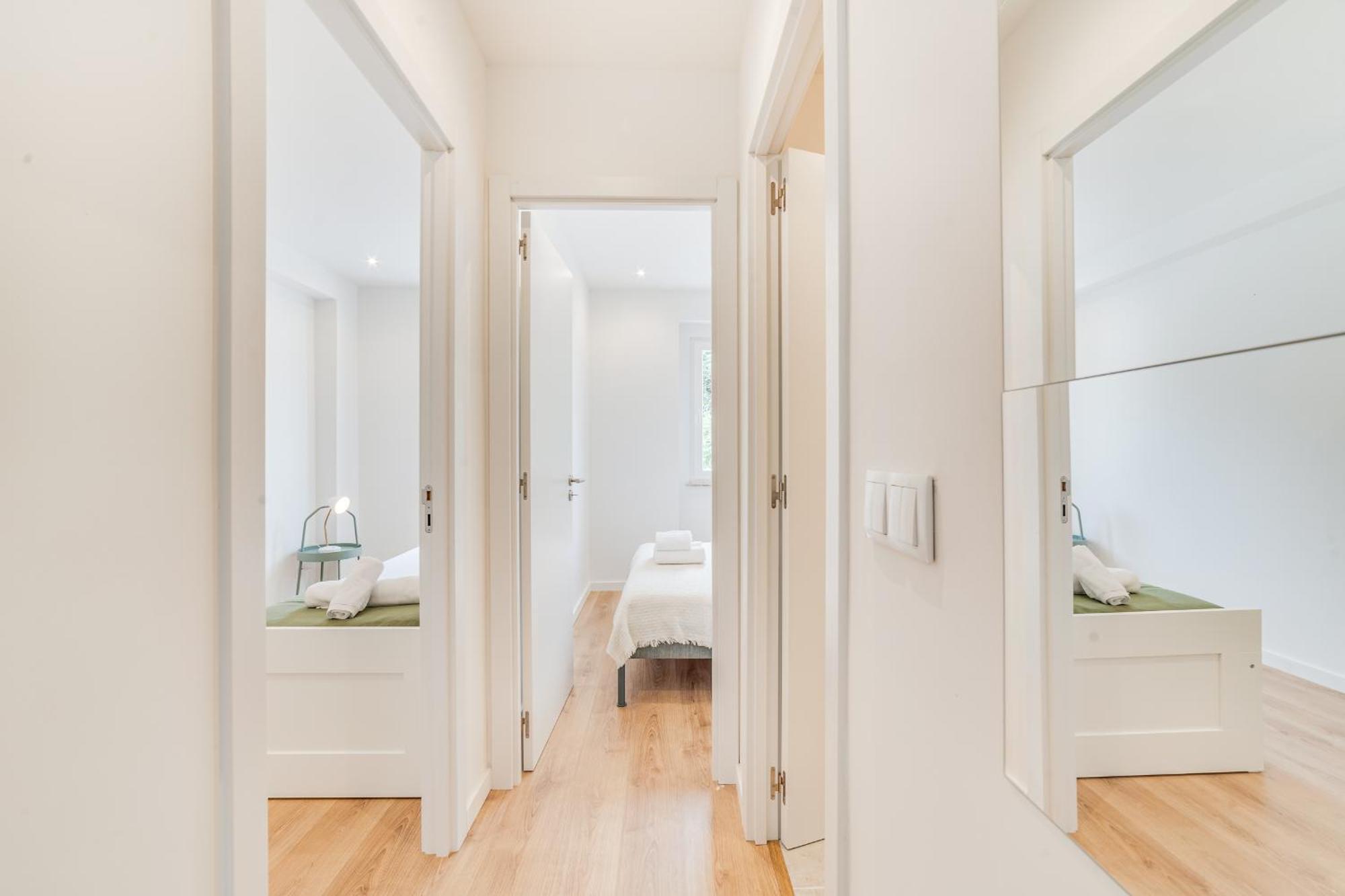 Campolide Charm Apartments II Lisbon Luaran gambar