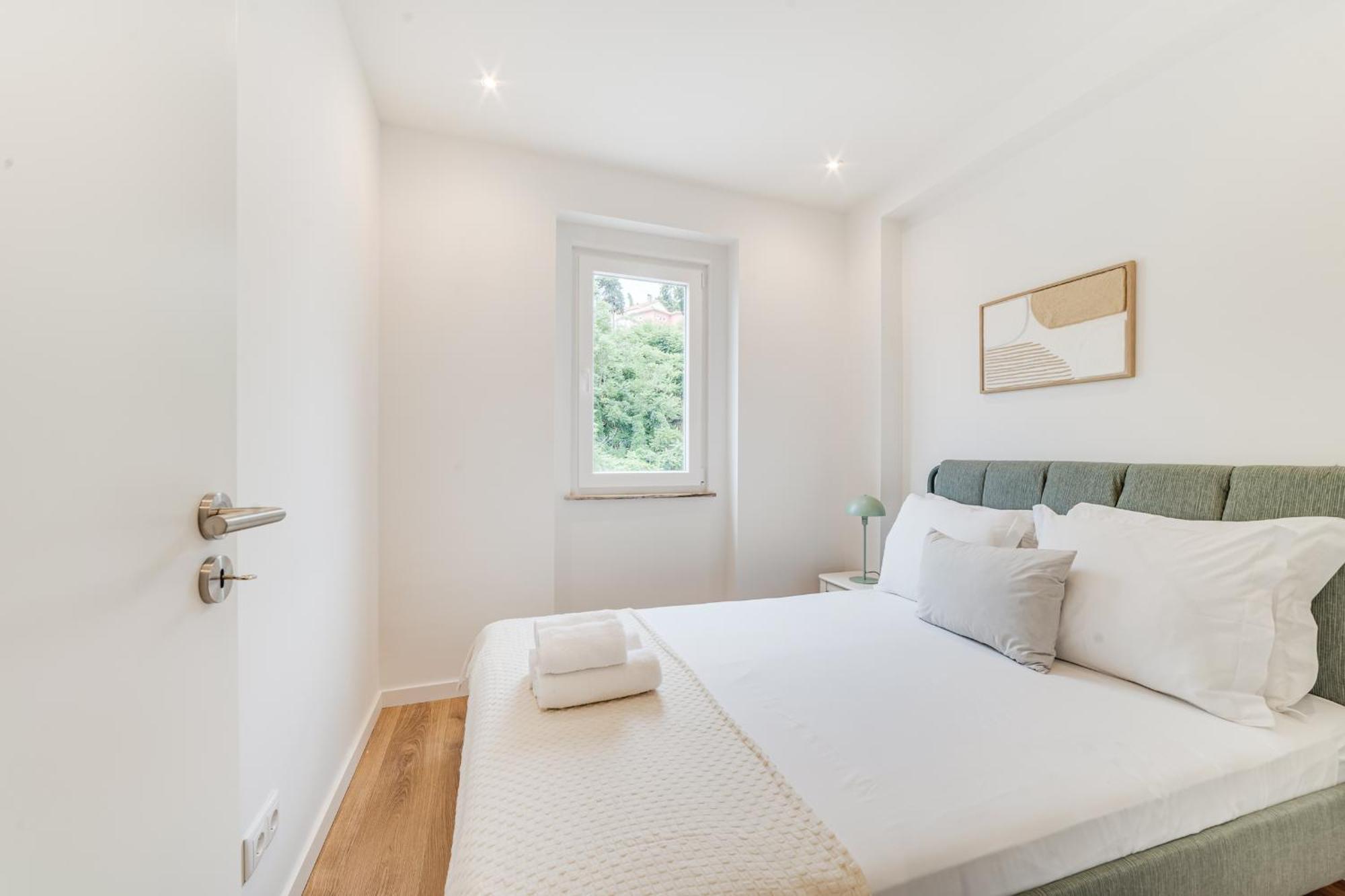 Campolide Charm Apartments II Lisbon Luaran gambar